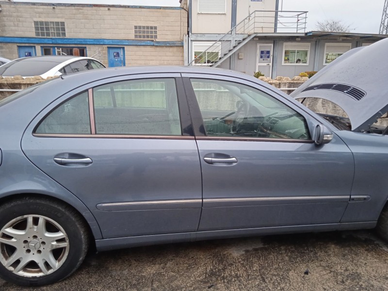 mercedes-benz clase e (w211) del año 2003