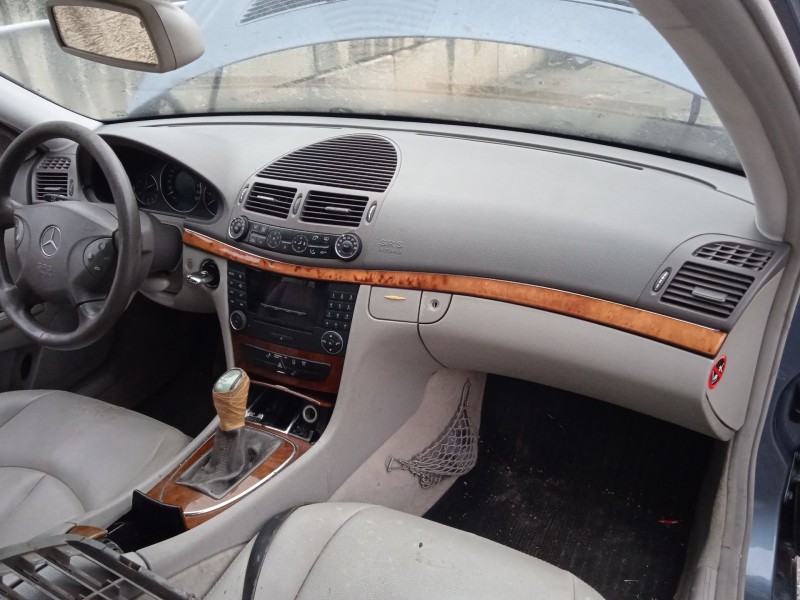 mercedes-benz clase e (w211) del año 2003