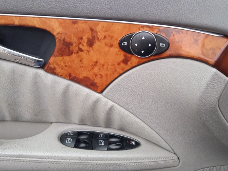 mercedes-benz clase e (w211) del año 2003