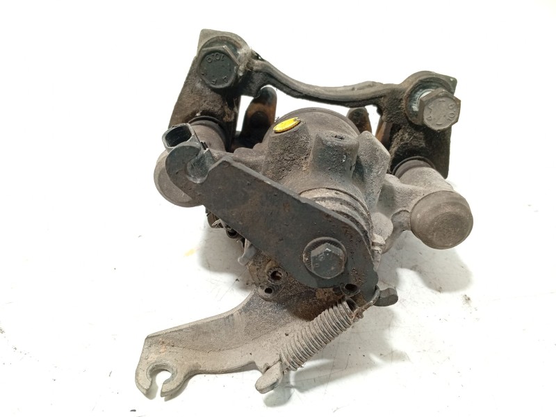 Recambio de pinza freno trasera derecha para iveco daily vi furgoneta 33s13, 35s13, 35c13 referencia OEM IAM 504360795  