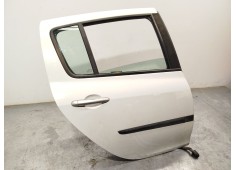 Recambio de puerta trasera derecha para renault clio iii (br0/1, cr0/1) 1.2 16v (br02, br0j, br11, cr02, cr0j, cr11) referencia  2