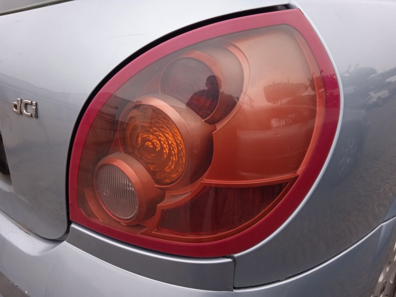 nissan almera ii hatchback (n16) del año 2004