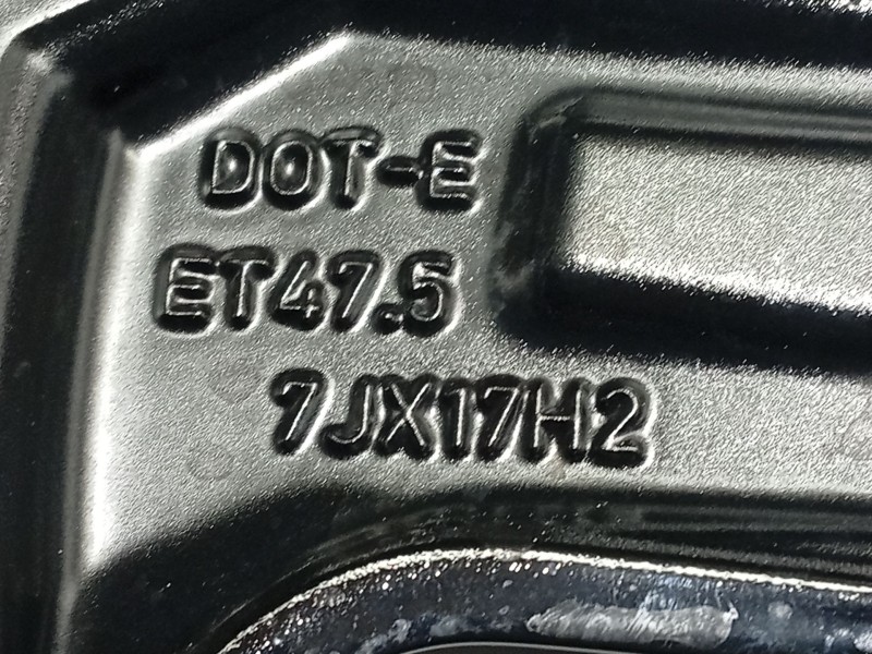 Recambio de llanta para ford tourneo courier 1.0 ecoboost referencia OEM IAM R2X61007CA 2660430 