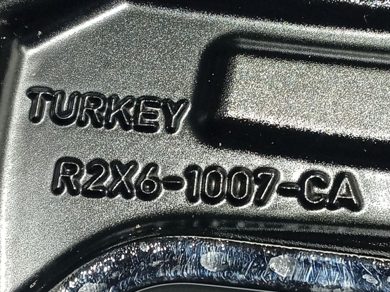 Recambio de llanta para ford tourneo courier 1.0 ecoboost referencia OEM IAM R2X61007CA 2660430 