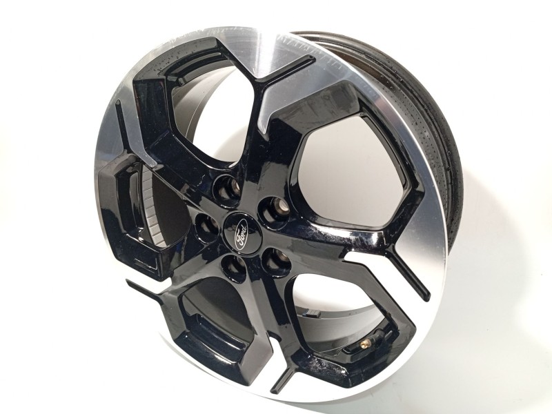 Recambio de llanta para ford tourneo courier 1.0 ecoboost referencia OEM IAM R2X61007CA 2660430 