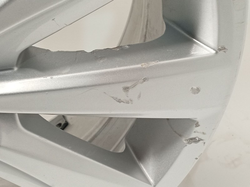 Recambio de llanta para seat ibiza v (kj1, kjg) 1.0 tsi referencia OEM IAM 6F0601025N 6F0601025G8Z8 