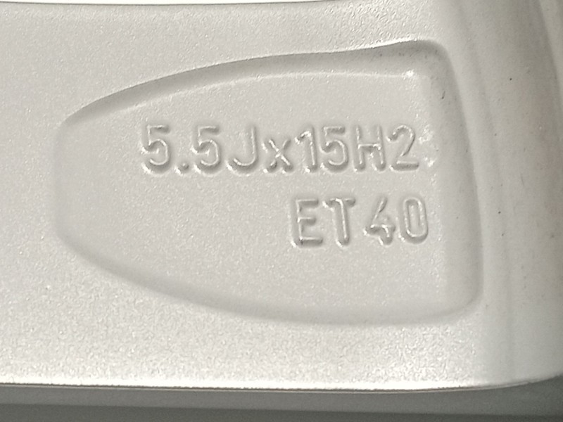 Recambio de llanta para seat ibiza v (kj1, kjg) 1.0 tsi referencia OEM IAM 6F0601025N 6F0601025G8Z8 