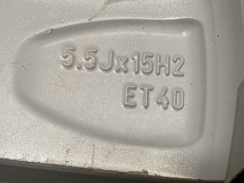 Recambio de llanta para seat ibiza v (kj1, kjg) 1.0 tsi referencia OEM IAM 6F0601025N 6F0601025G8Z8 