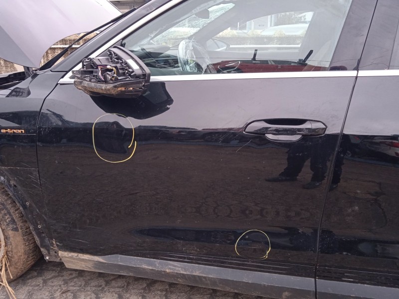 audi e-tron (gen) del año 2025