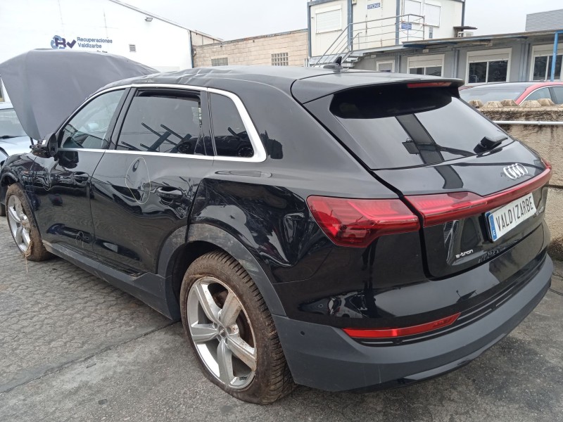 audi e-tron (gen) del año 2025