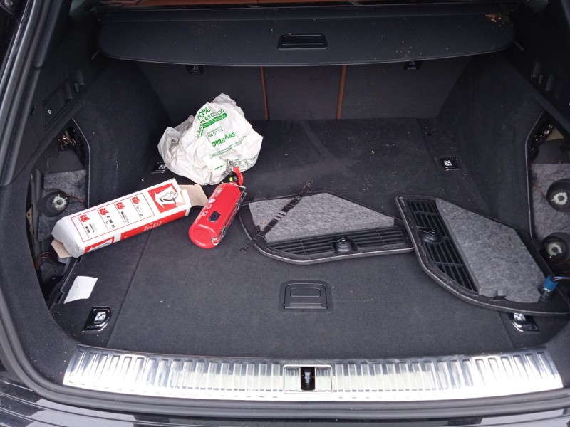 audi e-tron (gen) del año 2025