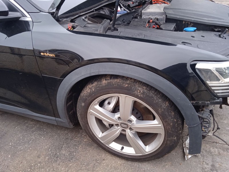 audi e-tron (gen) del año 2025