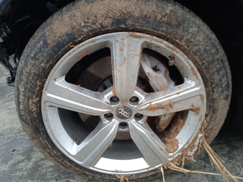 audi e-tron (gen) del año 2025