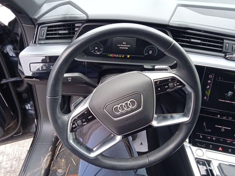 audi e-tron (gen) del año 2025