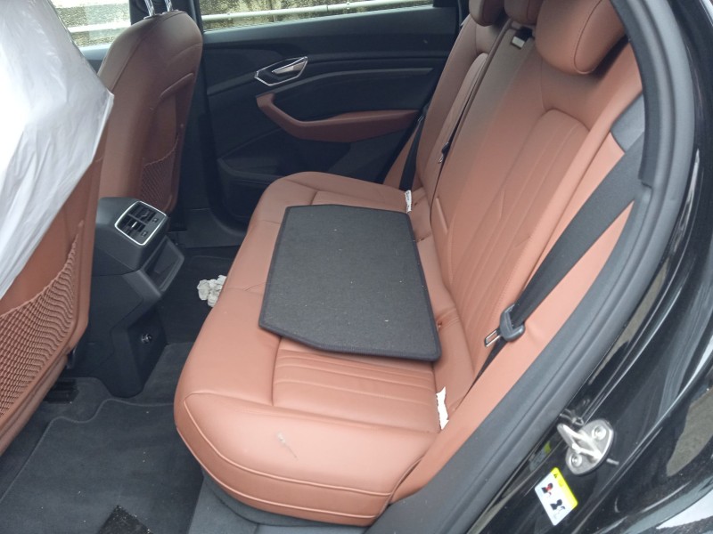 audi e-tron (gen) del año 2025