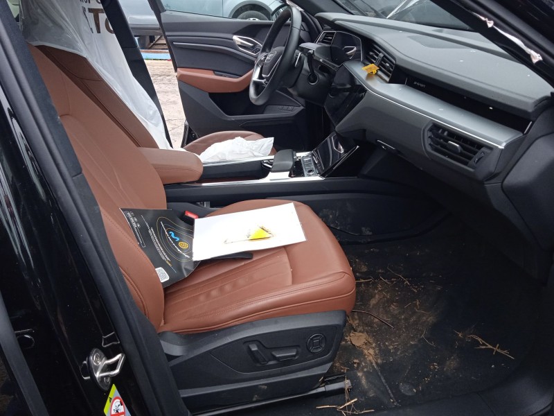 audi e-tron (gen) del año 2025