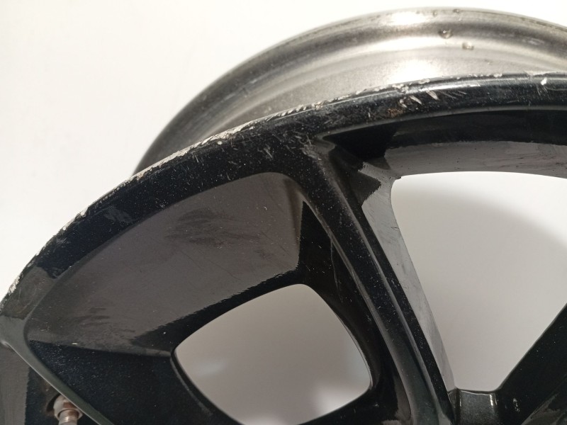 Recambio de llanta para suzuki ignis iii (mf, ff) 1.2 hybrid (atk412) referencia OEM IAM 62R6650 4321062R60QC8 