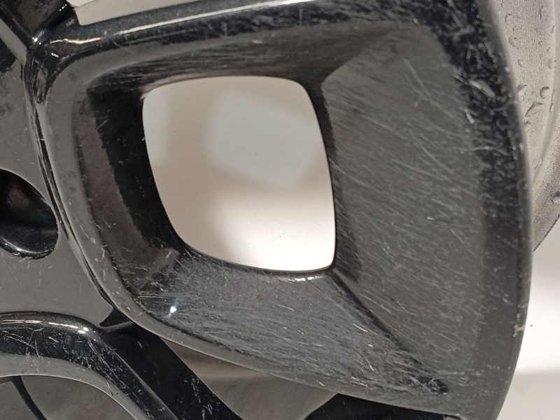 Recambio de llanta para suzuki ignis iii (mf, ff) 1.2 hybrid (atk412) referencia OEM IAM 62R6650 4321062R60QC8 