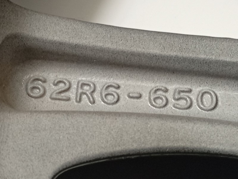 Recambio de llanta para suzuki ignis iii (mf, ff) 1.2 hybrid (atk412) referencia OEM IAM 62R6650 4321062R60QC8 