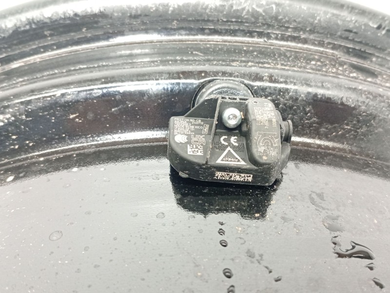 Recambio de llanta para ford puma (j2k, cf7) 1.0 ecoboost referencia OEM IAM R1TC1007A1A 2730157 