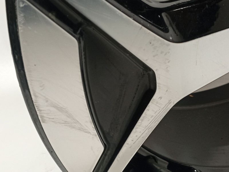 Recambio de llanta para ford puma (j2k, cf7) 1.0 ecoboost referencia OEM IAM R1TC1007A1A 2730157 