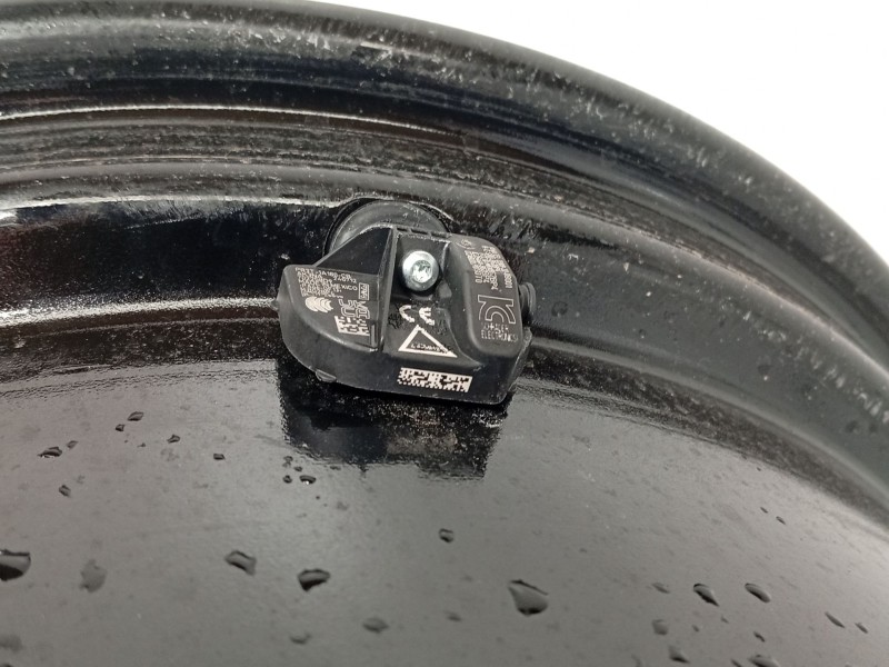 Recambio de llanta para ford puma (j2k, cf7) 1.0 ecoboost referencia OEM IAM R1TC1007A1A 2730157 