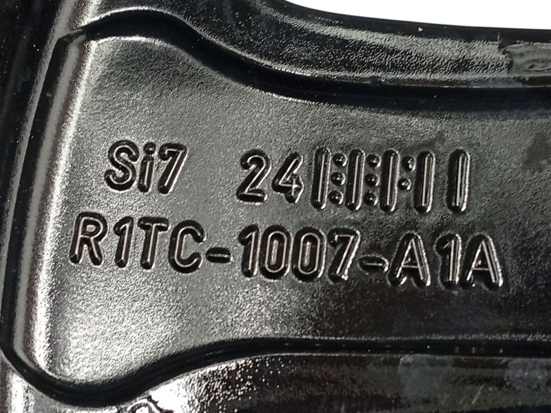 Recambio de llanta para ford puma (j2k, cf7) 1.0 ecoboost referencia OEM IAM R1TC1007A1A 2730157 