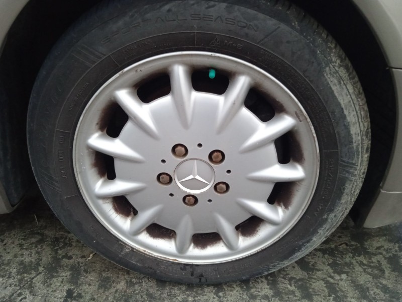 mercedes-benz clase e (w210) del año 2001