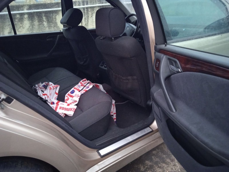 mercedes-benz clase e (w210) del año 2001