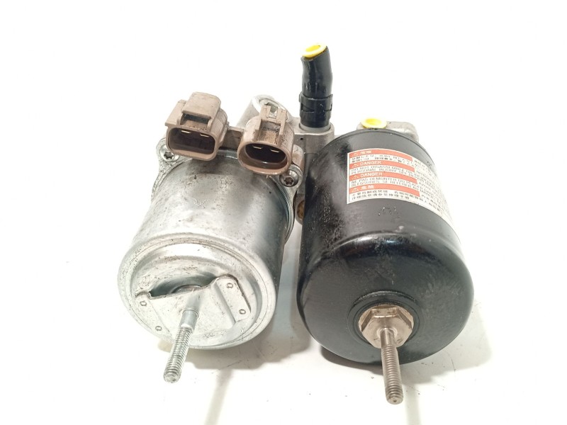 Recambio de abs para toyota yaris hsd active referencia OEM IAM 4707012010 4721052480 