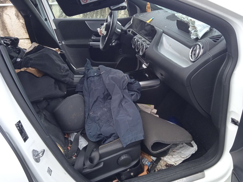 mercedes-benz clase b sports tourer (w247) del año 2021