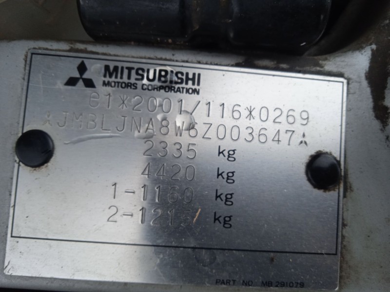 mitsubishi grandis (na_w) del año 2005