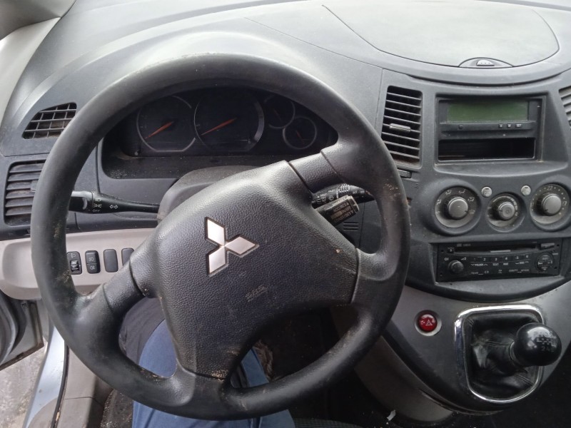 mitsubishi grandis (na_w) del año 2005