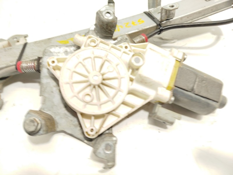 Recambio de elevalunas delantero izquierdo para nissan micra iii (k12) 1.2 16v referencia OEM IAM 80701AX115 80701AX120 