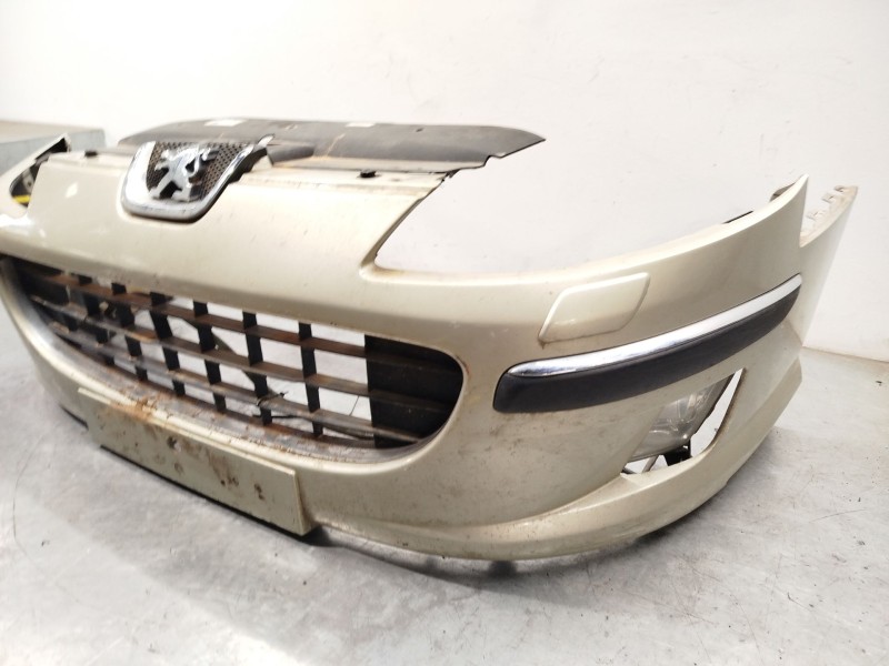 Recambio de paragolpes delantero para peugeot 407 sw (6e_, 6d_) 2.0 hdi 135 referencia OEM IAM 7401RC  