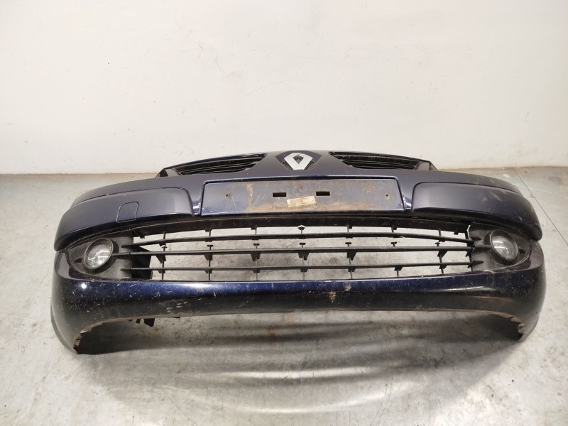 Recambio de paragolpes delantero para renault grand scénic ii (jm0/1_) 1.6 referencia OEM IAM 7701477299  