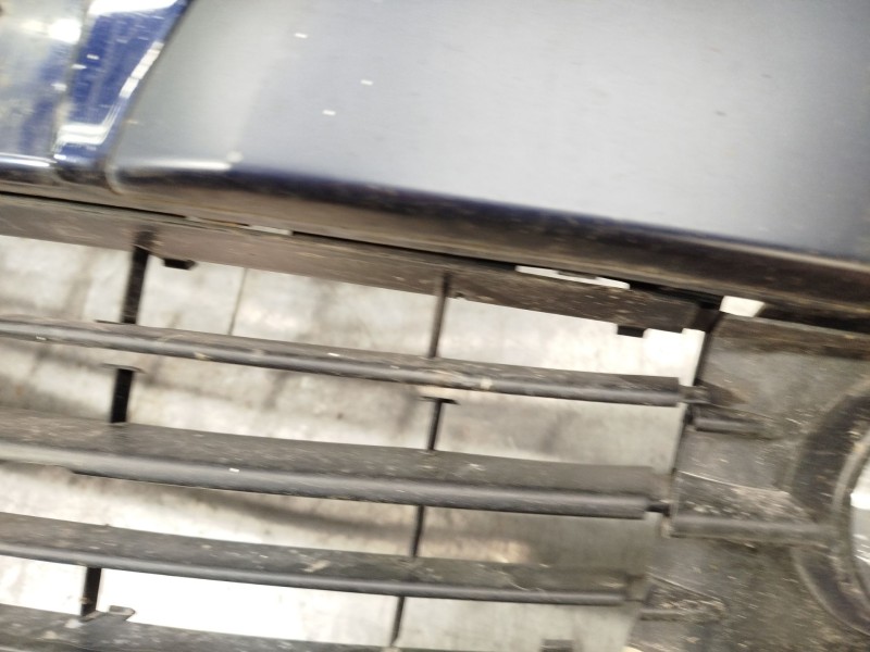 Recambio de paragolpes delantero para renault grand scénic ii (jm0/1_) 1.6 referencia OEM IAM 7701477299  