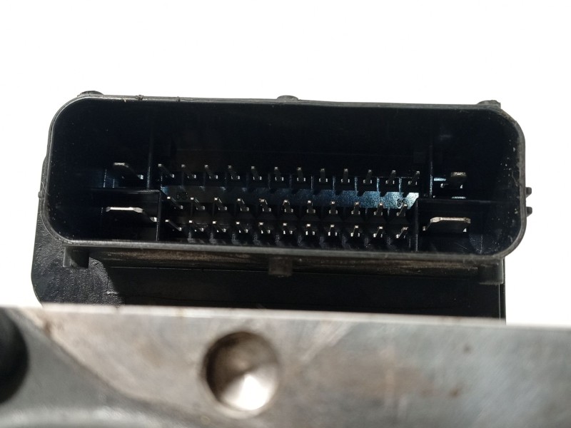 Recambio de abs para hyundai ix35 style 2wd referencia OEM IAM 589202Y350 BE6003B106 BH6013I001