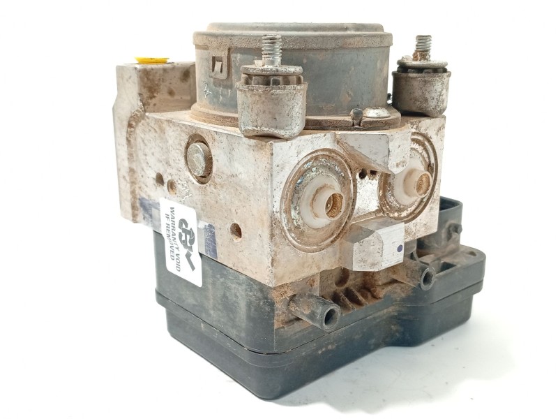 Recambio de abs para toyota hilux (kun) 2.5 turbodiesel referencia OEM IAM 4451071030 13511019490 8954171030