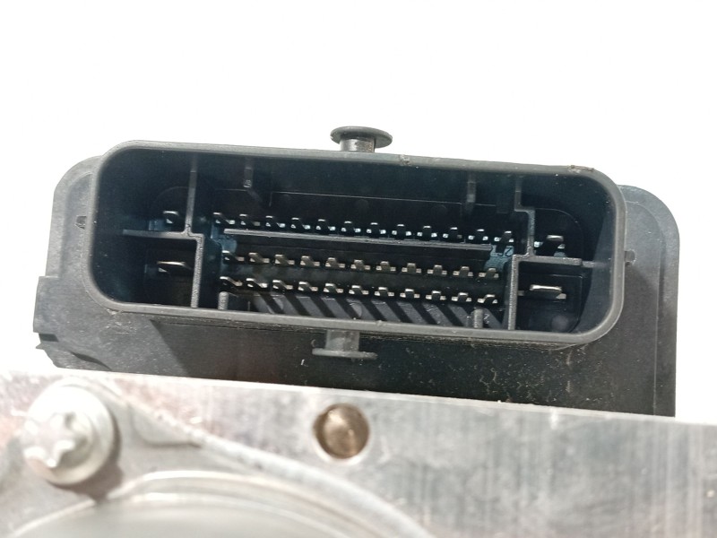 Recambio de abs para nissan juke (f16_) 1.6 hybrid referencia OEM IAM 476607324R 970398 0265956707