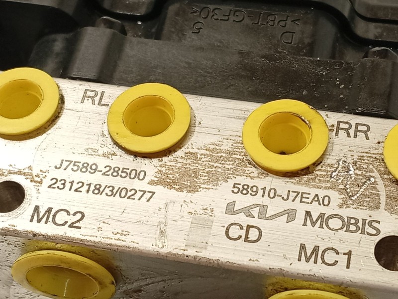 Recambio de abs para kia ceed (cd) 1.5 t-gdi eco-dynamics+ referencia OEM IAM 58910J7EA0 6158941600 J758928500