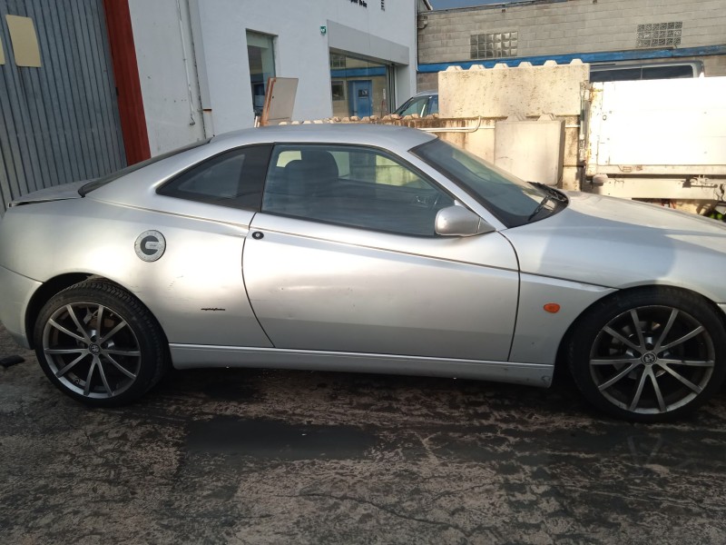 alfa romeo gtv (916_) del año 1999