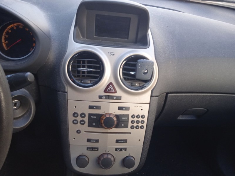 opel corsa d (s07) del año 2007