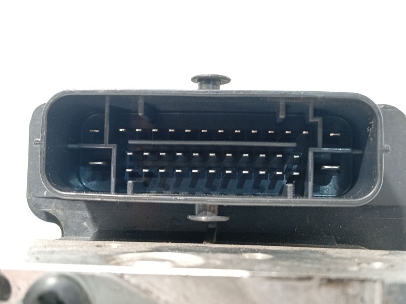 Recambio de abs para kia cee´d concept referencia OEM IAM 58920A2210 6158945200 A258920500