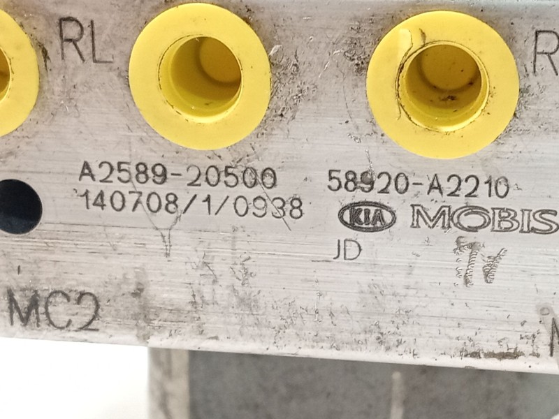 Recambio de abs para kia cee´d concept referencia OEM IAM 58920A2210 6158945200 A258920500