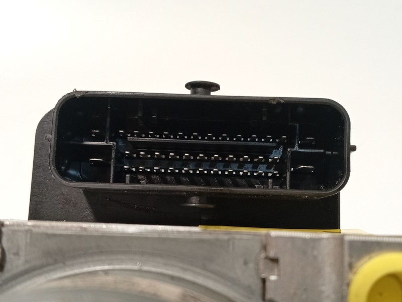 Recambio de abs para peugeot 208 active referencia OEM IAM 9822654880 10091639133 10022012064