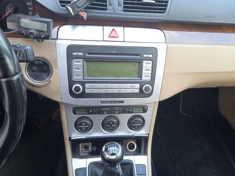 volkswagen passat b6 variant (3c5) del año 2007