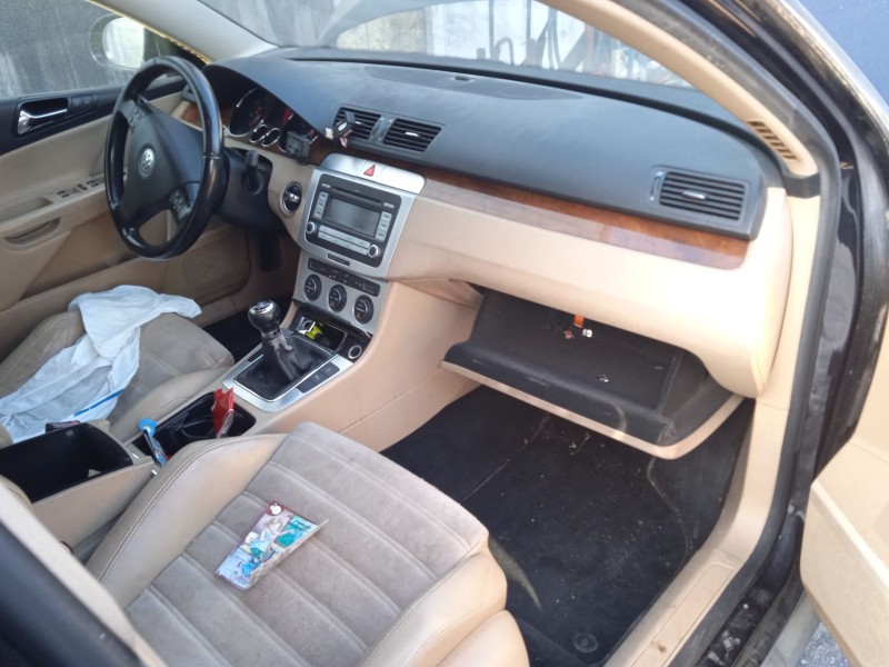 volkswagen passat b6 variant (3c5) del año 2007