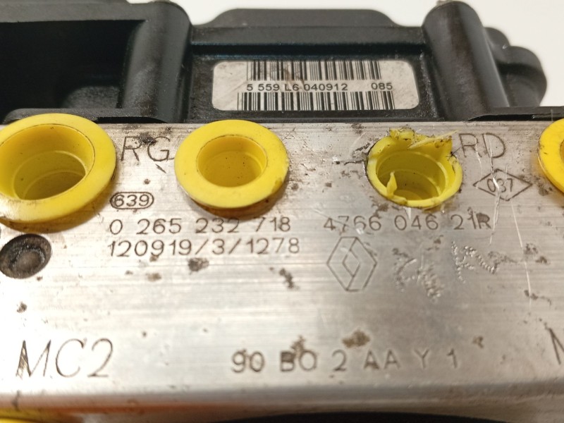 Recambio de abs para dacia sandero ambiance referencia OEM IAM 476604621R 0265801018 0265232718