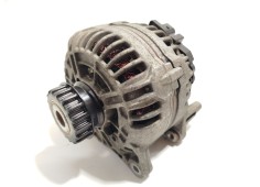 Recambio de alternador para volkswagen transporter t5 furgoneta (7ha, 7hh, 7ea, 7eh) 2.5 tdi referencia OEM IAM 070903024A  0124